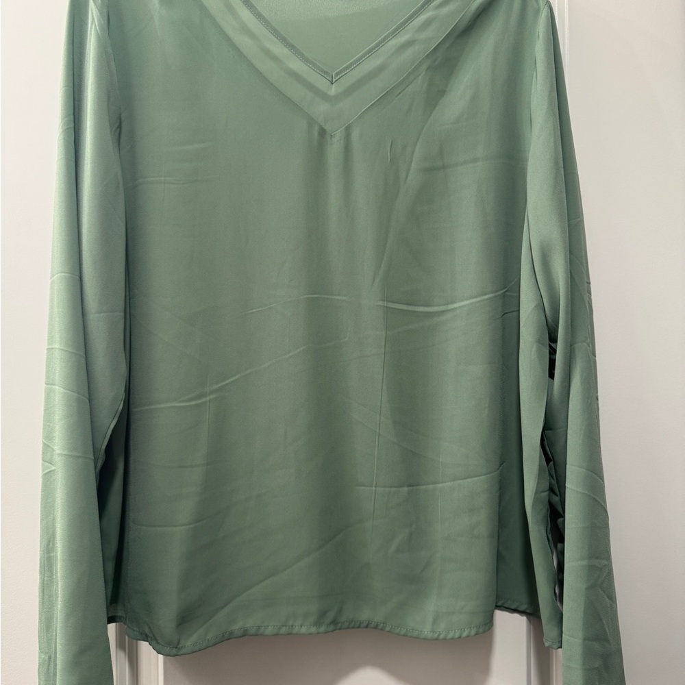 Elegant Green Women's Top